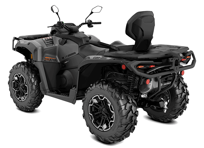 ATV med firehjulstrekk og terrengdekk for fritidskjøring og offroad-eventyr.