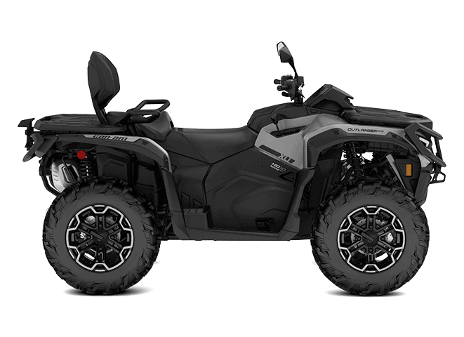 ATV med firehjulsdrift foran og firehjulsdrift bak, egnet for friluftsliv og terrengkjøring.