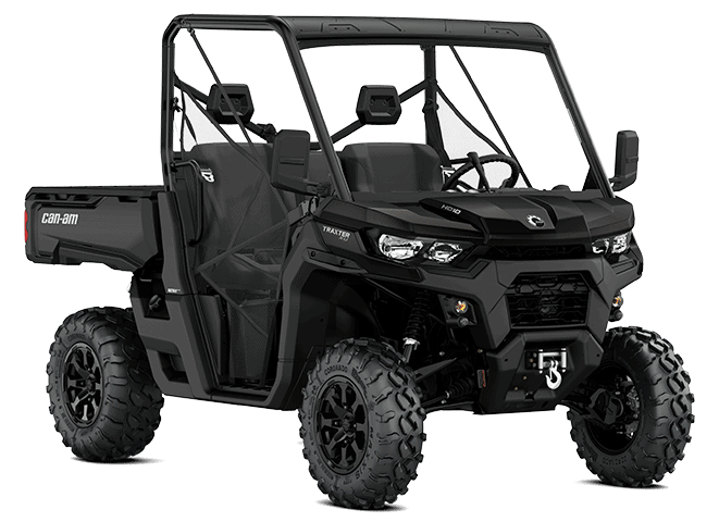 Can-Am ATV med firehjulsdrift og terrengdekk for fritidskjøring og utendørs eventyr. Ideell for jakt, friluftsliv og høst- og vinteraktiviteter i krevende terreng.