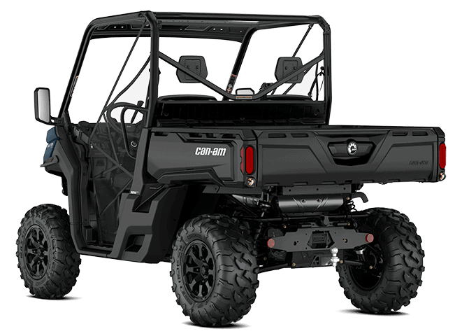 ATV med firehjulsdrift og terrengdekk, egnet for utendørs fritidsbruk og jakt.